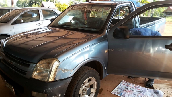 ***ขายแล้วครับขอบคุณ Truck2hand ขาย ตอนดียว ISUZU SPARK EX  3.0 D-MAX ปี46/03 เครื่องเดิมเกียร์เดิม เครื่องแน่นดี ช่วงล่างคัสซีสวยเดิมไม่ผุ กระบะดีมีพื้นปูกระบะ สีนสันเดิมบาง มีตำหนิบ้าง ภายในดีคอนโซลครบ แอร์ พ.พาวเวอร์ ล้อแม็ก ยางสวย4เส้น หน้าเดิม เก็บนิ