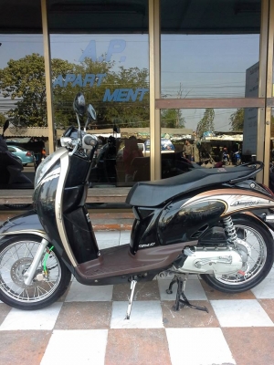 รถสวยวิ๊ง Honda Scoopy - i ปี 2555 ลายคลาสสิค ราคาถูก รถสวยวิ๊ง Honda Scoopy - i ปี 2555 ลายคลาสสิค ราคาถูก