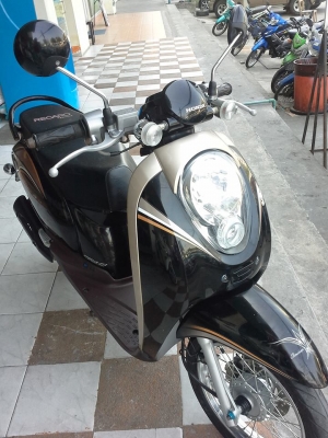 รถสวยวิ๊ง Honda Scoopy - i ปี 2555 ลายคลาสสิค ราคาถูก