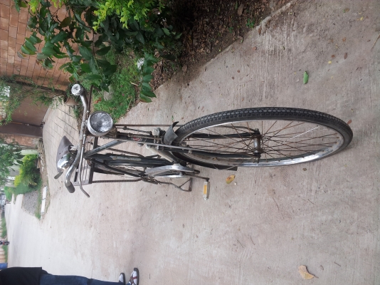 ขายครับ สภาพสวยครับ รถโบราณคับ