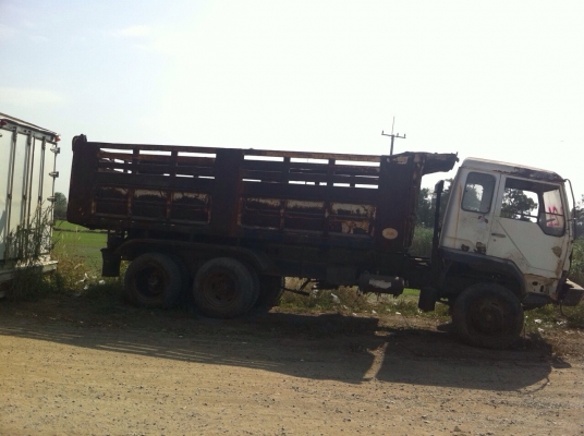 Mitsubishi  MA กระบะสามมิตร