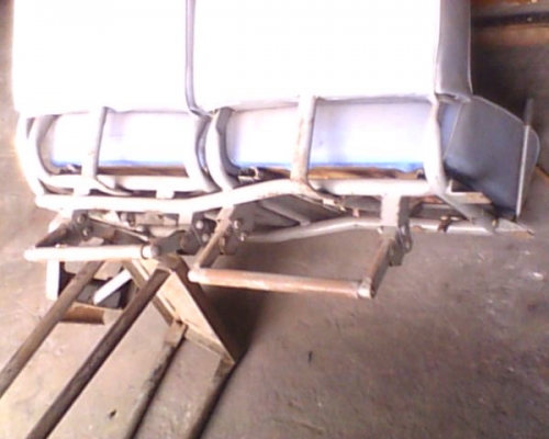 ขายเบาะหนังผสมกำมหยี่1ชุด44ที่นั้งราคา22000เหลือ3ชุดเเล้วครับวันนี้จองเเล้ว1ชุดด่วนๆครับ