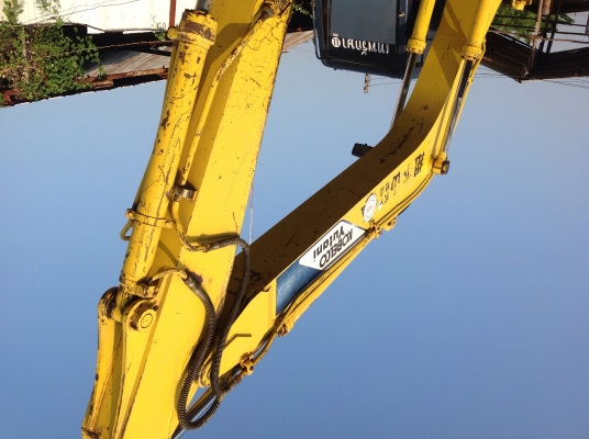 ขายรถแบ็คโคร kobelco sk 120-3 สภาพพร้อมใช้