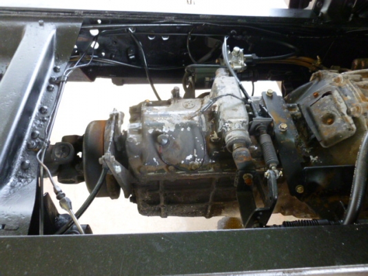 แสงฟ้าเต้นรถ///จำหน่ายรถ6ล้อ HINO-FD174B เครื่อง175