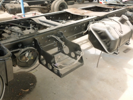 แสงฟ้าเต้นรถ///จำหน่ายรถ6ล้อ HINO-FD174B เครื่อง175