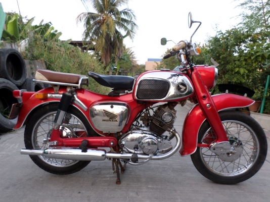 วุฒินนบุรี// ขาย C92 หมูแดงๆน่าใช้คับเครื่องดีสตาสมือสภาพรถเดิมๆแห้งๆราคาแบบเบาๆคับ