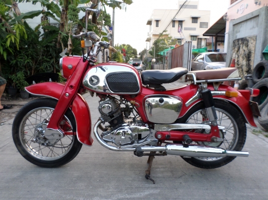 วุฒินนบุรี// ขาย C92 หมูแดงๆน่าใช้คับเครื่องดีสตาสมือสภาพรถเดิมๆแห้งๆราคาแบบเบาๆคับ