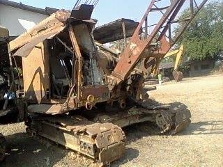 รถแมคโคแทคลาย ฮิตาชิ UH 140 ใช้ได้ 2 คัน ใช้ไม่ได้สองคัน ขายรวมสามคันเครื่องเดิม 1 คัน ติดได้สองคัน ต้องเช็ค เครื่อง 1 คัน ขาย 950000