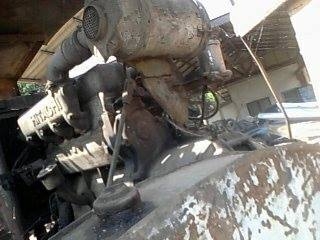 รถแมคโคแทคลาย ฮิตาชิ UH 140 ใช้ได้ 2 คัน ใช้ไม่ได้สองคัน ขายรวมสามคันเครื่องเดิม 1 คัน ติดได้สองคัน ต้องเช็ค เครื่อง 1 คัน ขาย 950000