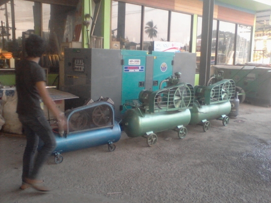 ขายปั๊มลมนำเข้าจากญี่ปุ่น ของIWATAพร้อมใช้งานได้เลย ขายปั๊มลมนำเข้าจากญี่ปุ่น ของIWATAพร้อมใช้งานได้เลย