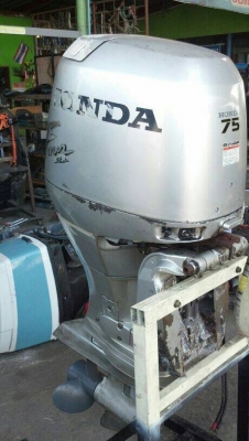ขายเครื่องญี่ปุ่น HONDA 75 แรง 4 จังหวะ สตาร์ทไฟฟ้า ทริมไฟฟ้า