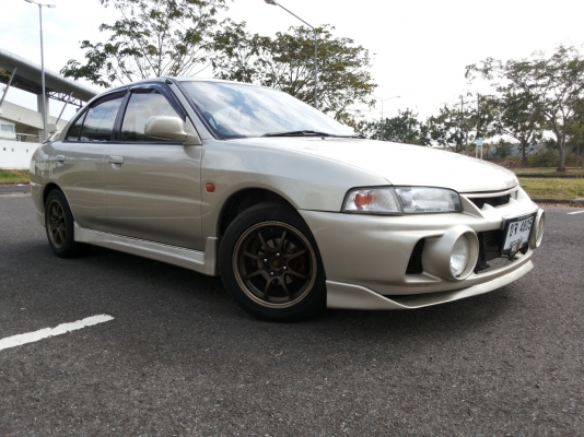 ขายท้ายเบนซ์ ck2 1.5+lpg หัวฉีดแต่ง evo4 สวยมากๆครับ