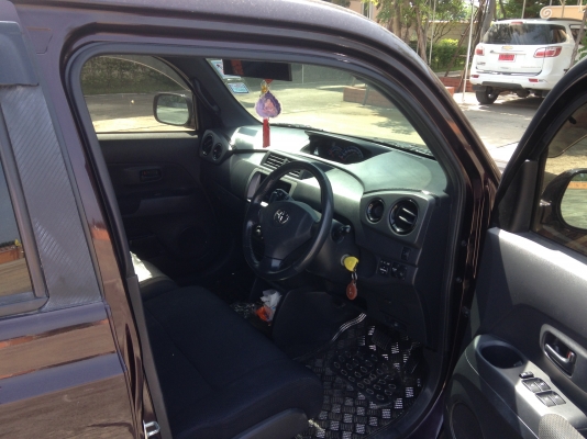 Toyota  Bb year 2010