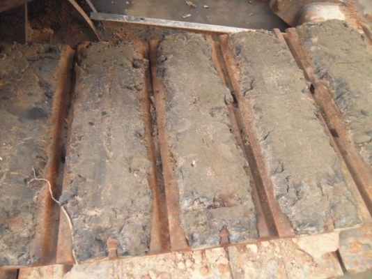 ขายHITACHI....รุ่นEX40U...ราคาคันละ..140.000....โทร081-5667535