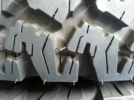 ขายยาง BF All Terrain 265/75/16 ปี12 ขายยาง BF All Terrain 265/75/16 ปี12