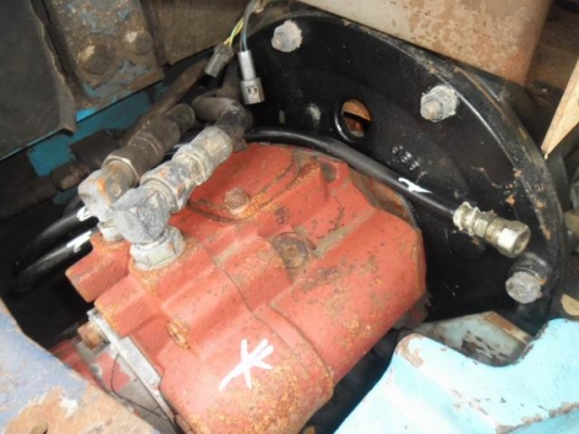 ขายรถขุด...รถแม็คโคร..HITACHA--EX40U....ราคาคันละ140.000.....081-5667535