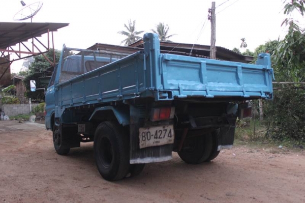 ขาย รถหกล้อดั้ม ISUZU TL 85แรงม้า