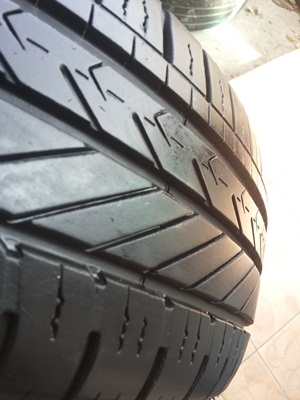 ขายยาง185/65/14 ปี 12 GOODYEAR DURAPLUS 1 ชุด