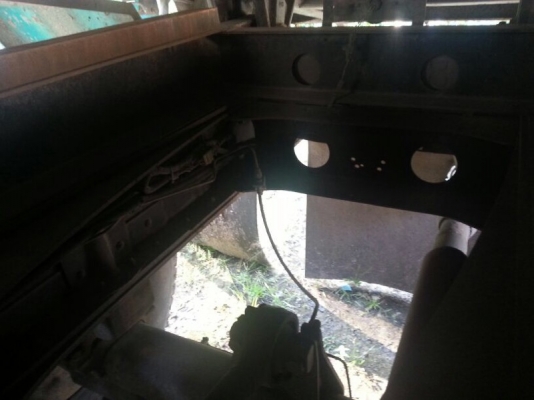 รถอีซูซุ 10 ล้อดั้ม FVM 200 แรงม้า ปี 50   (  1,470,000  บาท. !!  )  สนใจติดต่อ 081 - 6079515