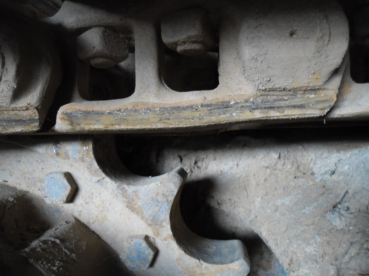 ขายรถแบคโฮ CAT 320 V2 เอกสารเล่มทะเบียนเครื่องเดิมปั้มเดิมโซ่หนาเอวแน่นบูมอามไม่มีปะพร้อมใช้