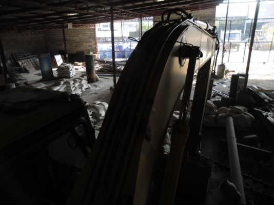 ขายรถแบคโฮ CAT 320 V2 เอกสารเล่มทะเบียนเครื่องเดิมปั้มเดิมโซ่หนาเอวแน่นบูมอามไม่มีปะพร้อมใช้