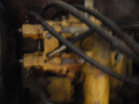 ขายรถแบคโฮ CAT 320 V2 เอกสารเล่มทะเบียนเครื่องเดิมปั้มเดิมโซ่หนาเอวแน่นบูมอามไม่มีปะพร้อมใช้