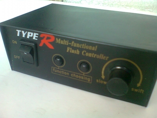 ไฟแฟลชรถยนต์ 2 - 4 จุด ไฟแฟลชรถยนต์ 2 - 4 จุด