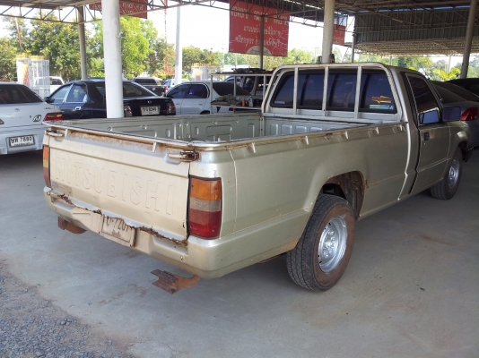 ขาย L200 เดิมๆๆ บางๆๆ มือเดียวออกห้าง ราคา เบาๆ