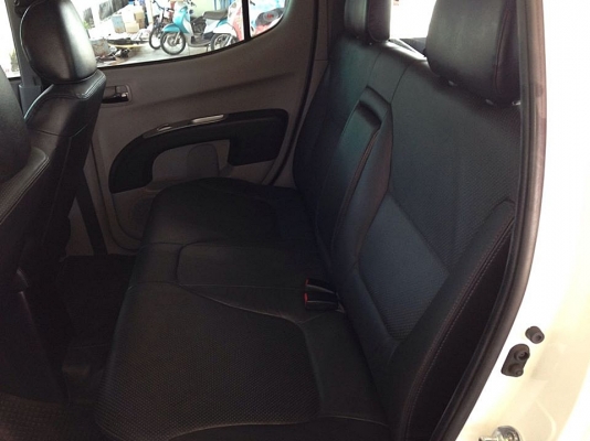 ไทรตันสีขาว 4 ประตู ส่งต่อได้เลย ไทรตันสีขาว 4 ประตู ส่งต่อได้เลย