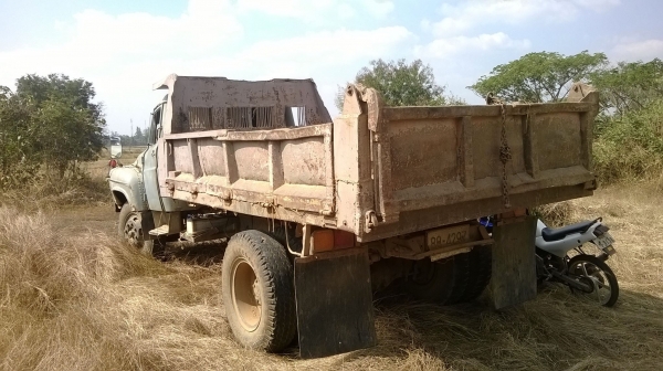 ขายรถ 6 ล้อดั้มหน้ายาว ขายรถ 6 ล้อดั้มหน้ายาว