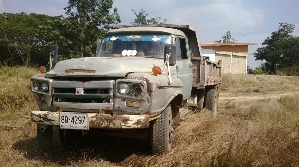 ขายรถ 6 ล้อดั้มหน้ายาว ขายรถ 6 ล้อดั้มหน้ายาว