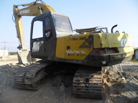 ขายถูกๆรถแบคโฮ KOBELCO SK200 MARK 3 เครื่อง 6D31 กลองเดี่ยวปั้ม K3V สภาพพอใช้โซ่บางเอวนิดๆ เฟมไม่สวยเครื่องดีปั้มดีเอกสารใบสัญญาซื้อขาย