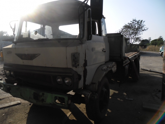 ขายรถบรรทุกรถแบคโฮ HINO KT920 เพลาเดียวบรรทุกรถ 200 ทะเบียนแจ้งจอดชุดโอนครบ