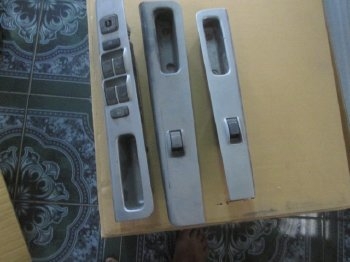 ขาย ชุดสวิตซ์กระจกประตู DMAX CAB4 2007 ขาย ชุดสวิตซ์กระจกประตู DMAX CAB4 2007