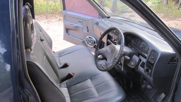 ขายกระบะนิสสันบิ๊กเอ็มฝาแดงจอโค้ง ปี40/1997 เครื่องแน่นไม่ไอไม่จากสภาพพร้อมใช้งานเสริมแหนบ+ไม้คานแล้วครับ+คอกกระบะแส ตนเลสพร้อมลุยงานรถไม่เคยชนครับ ......รถเดิมๆทั้งคันครับสีสวยไร้ตำหนิบางๆมากไม่มีผุครัชชีสวยๆไม่มีตำหนิ ภาษีเต็มขาดมีนาคม57+ทะเบียน+พร้อมชุ ขายกระบะนิสสันบิ๊กเอ็มฝาแดงจอโค้ง ปี40/1997 เครื่องแน่นไม่ไอไม่จากสภาพพร้อมใช้งานเสริมแหนบ+ไม้คานแล้วครับ+คอกกระบะแส ตนเลสพร้อมลุยงานรถไม่เคยชนครับ ......รถเดิมๆทั้งคันครับสีสวยไร้ตำหนิบางๆมากไม่มีผุครัชชีสวยๆไม่มีตำหนิ ภาษีเต็มขาดมีนาคม57+ทะเบียน+พร้อมชุ