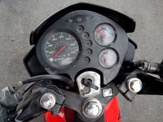 ขาย Sonic 125 ปี 49 สตาร์ทเท้า,สภาพเดิมๆ เครื่องดี ขาย Sonic 125 ปี 49 สตาร์ทเท้า,สภาพเดิมๆ เครื่องดี