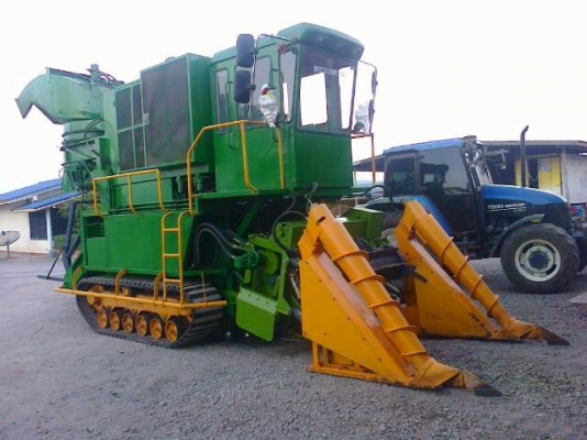 ขายรถตัดอ้อยของสามารถ