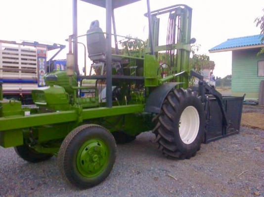 ขายรถตัดอ้อยของสามารถ