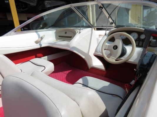 !!@@ขายเรือ Searay มือสอง 18 ฟุต พร้อมเครื่อง 140 แรง 2 จังหวะ และเทรลเลอร์ ตามสภาพ@@!!