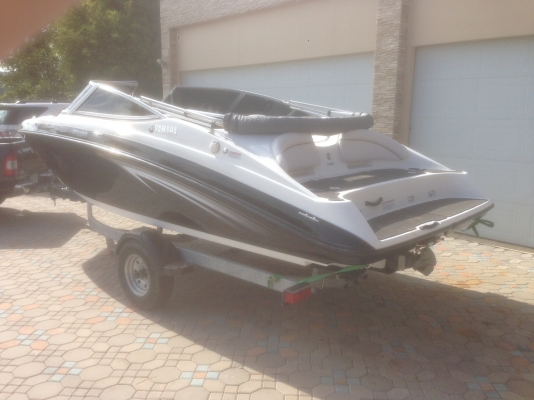 มาแล้ว Yamaha sx190 jetboat พร้อมเทเลอร์ สภาพ 100\% มาแล้ว Yamaha sx190 jetboat พร้อมเทเลอร์ สภาพ 100\%