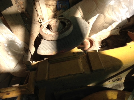 เครื่องตัดคอนกรีตเครื่องโรบิน