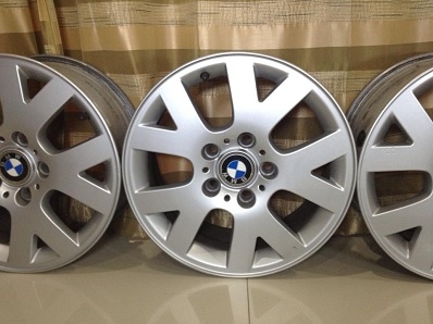 แม็กซ์ BMW 16 นิ้ว ก้านแยก 5รู120 สวยทั้งชุด ตจว ส่งได้ครับ แม็กซ์ BMW 16 นิ้ว ก้านแยก 5รู120 สวยทั้งชุด ตจว ส่งได้ครับ