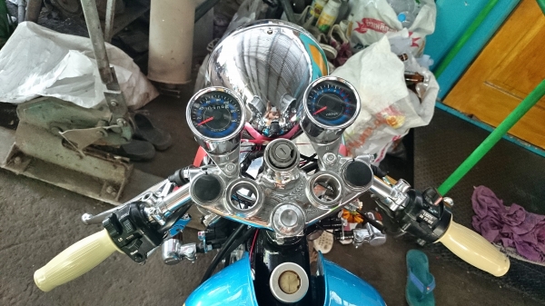 -ขาย sr 400 อินวอย ออกซื่อ 65000 สนใจติดต่อ 0914243170+++++++ -ขาย sr 400 อินวอย ออกซื่อ 65000 สนใจติดต่อ 0914243170+++++++