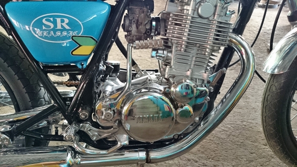 -ขาย sr 400 อินวอย ออกซื่อ 65000 สนใจติดต่อ 0914243170+++++++ -ขาย sr 400 อินวอย ออกซื่อ 65000 สนใจติดต่อ 0914243170+++++++