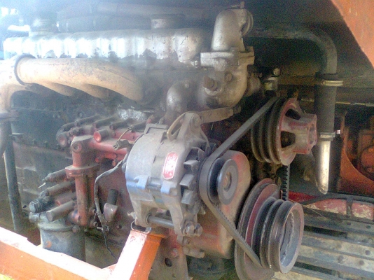 ขายรถเกี่ยวข้าวไทยเส็งยนต์ข้าว-ถั้วอุ้ม 1.5ตัน ด่วนที่สุด