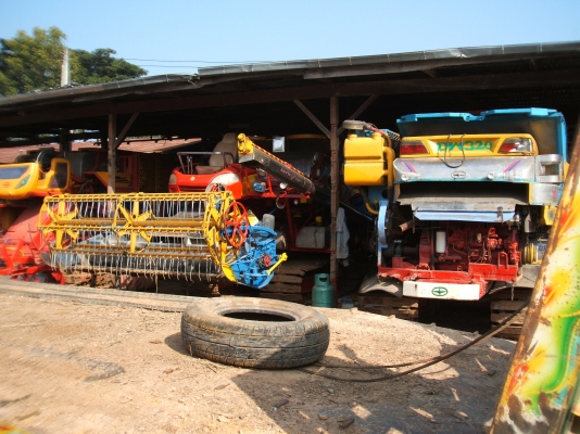 ขายรถเกี่ยวข้าวเลิกกิจการ