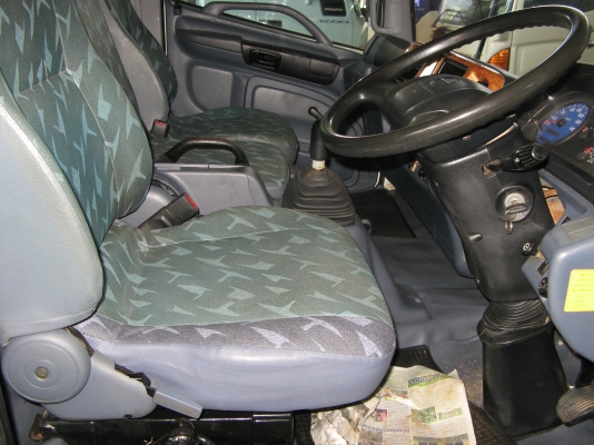 ขาย  6 ล้อ ฮีโน่ ดัมพ์ เมก้า 175 แรง ยาว 4.00 ปี 2007  สภาพสวยเดิมเครื่องดี พร้อมใช้งาน ชมก่อนได้ครับ สนใจติดต่อ 081-9425443