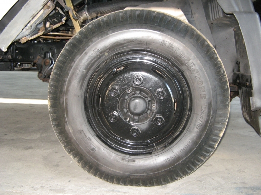 ขาย  6 ล้อ ฮีโน่ ดัมพ์ เมก้า 175 แรง ยาว 4.00 ปี 2007  สภาพสวยเดิมเครื่องดี พร้อมใช้งาน ชมก่อนได้ครับ สนใจติดต่อ 081-9425443