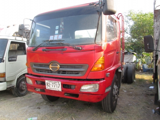 ขาย HINO Mega 10ล้อ2เพลา 260แรงม้า รถห้าง ปี04.