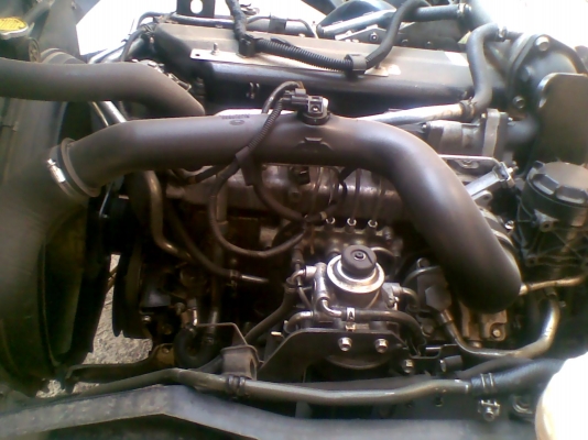 6 ล้อกลาง *EURO3*  ISUZU  FRR 210 แรงม้า *คอมมอนเรว* ยาว5.60 ม. * รถสวยเดิม สวยจริง *รถห้างแท้*